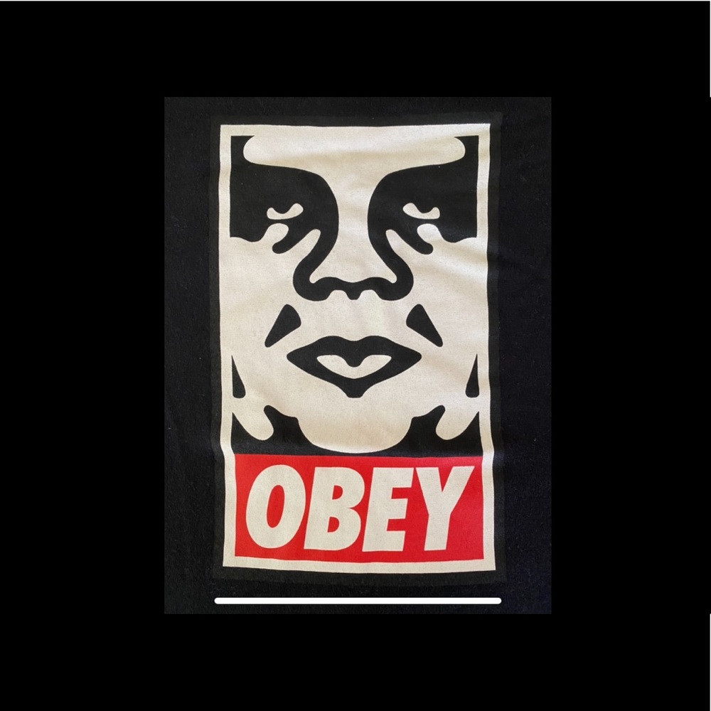 Obey Men’s Black Graphic Logo T-Shirt – Black/Red